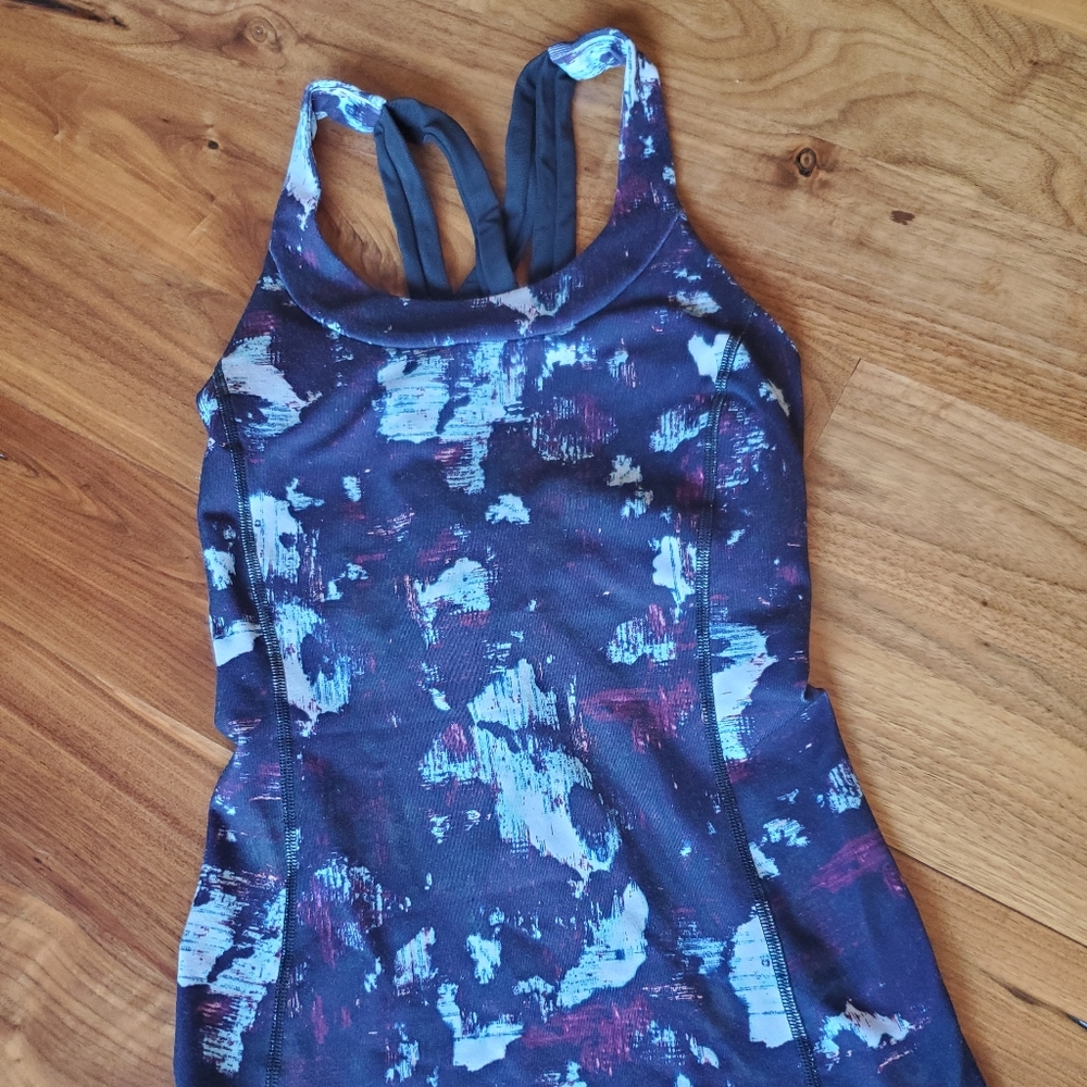 Compassion Lululemon tank size 6